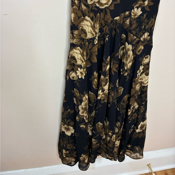 NWT. Reformation Evra Dress. NEW - Picture 7 of 13